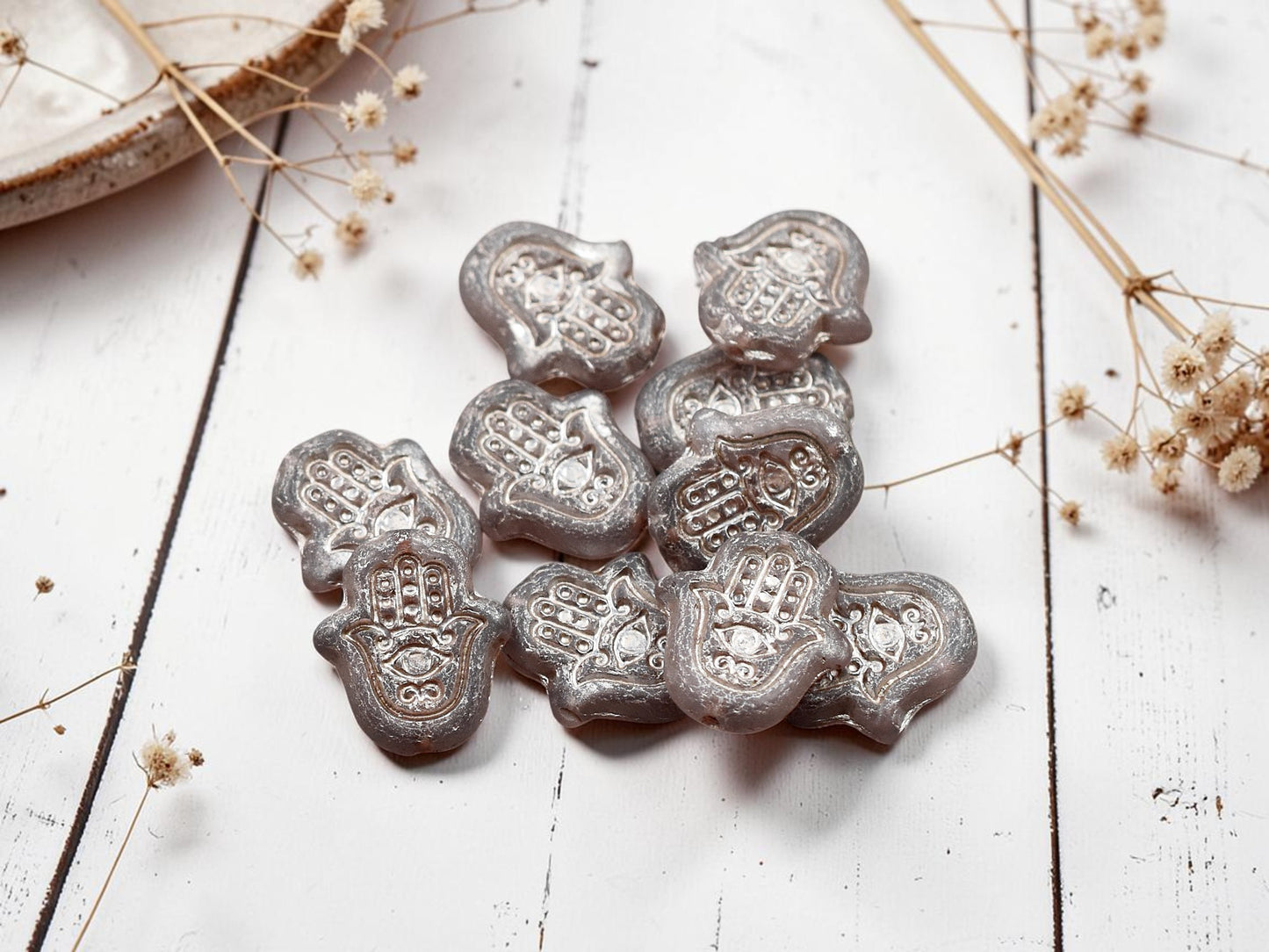 *10* 15x10mm Platinum Washed Matte Thistle Hamsa Hand Beads