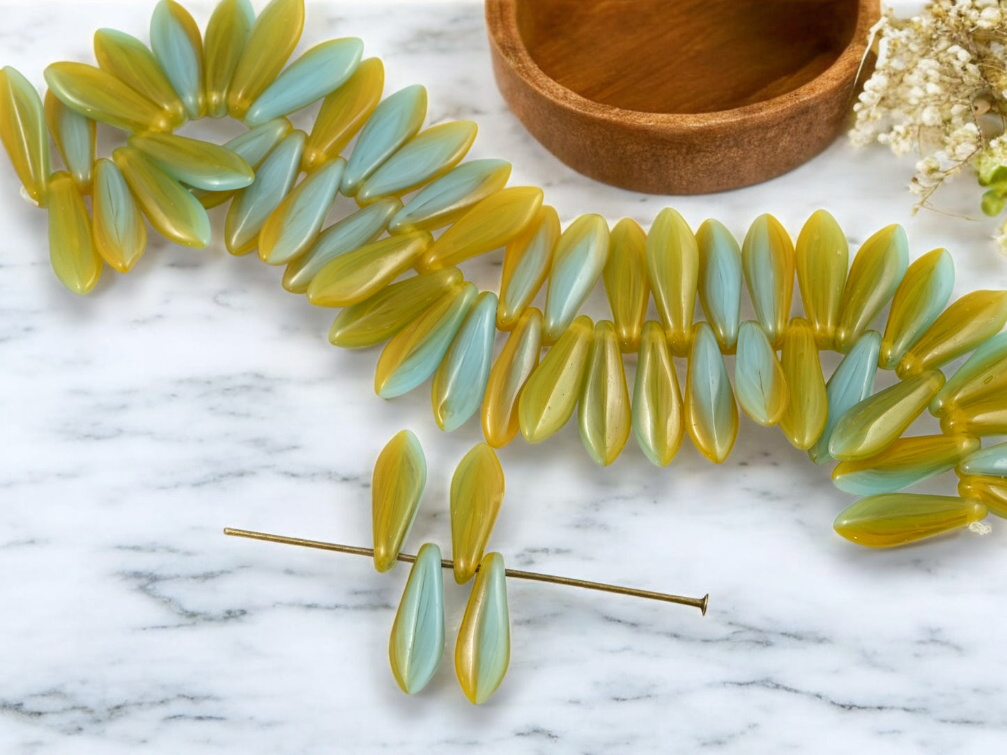 *50* 5x16mm Turquoise Amber Dagger Beads