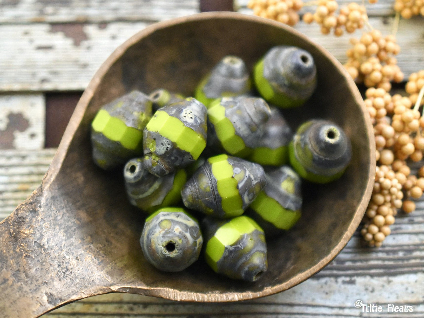 *10* 11x8mm Chartreuse Picasso Turbine Beads