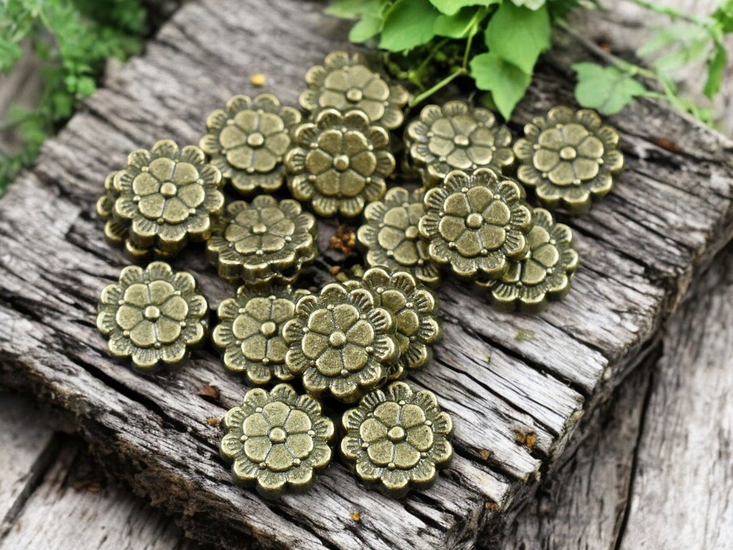 *50* 9mm Antique Bronze Flower Coin Beads