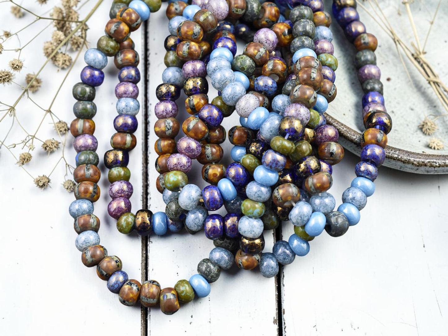 2/0 - 3/0 Aged Killer Frost Picasso Mix Seed Beads (21" Strand)