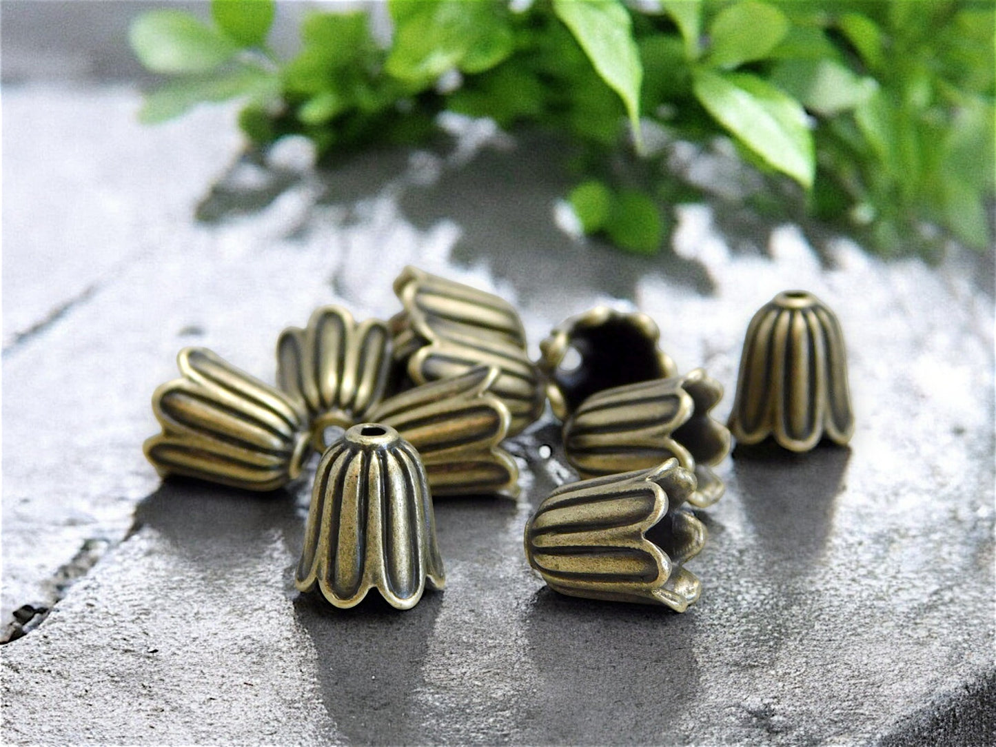 *20* 10mm Antique Bronze Bead/Tassel Caps