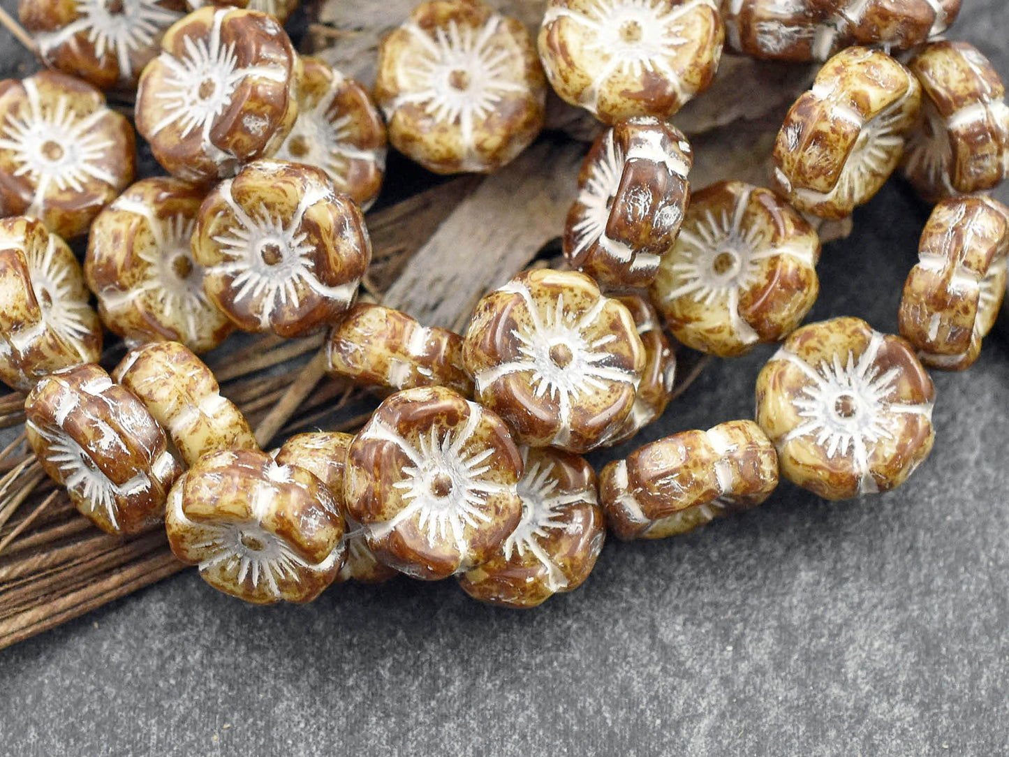 *12* 12mm Silver Mercury Washed Beige Picasso Hawaiian Flower Beads