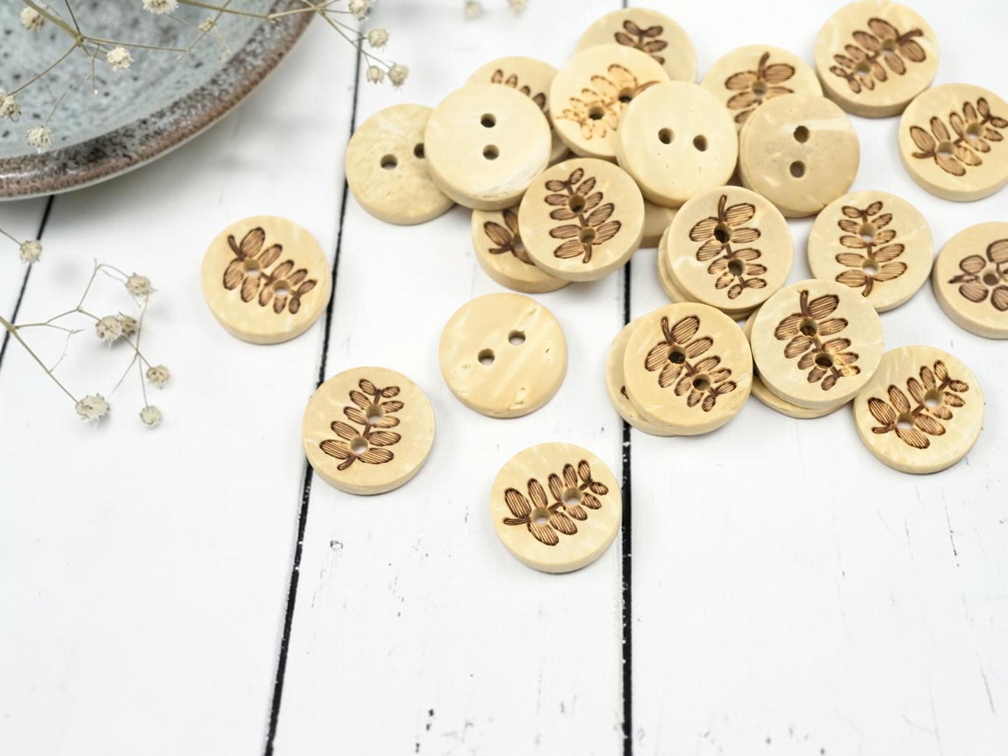 *10* 13mm Mixed Burleywood Tone Coconut Shell 2 Hole Buttons
