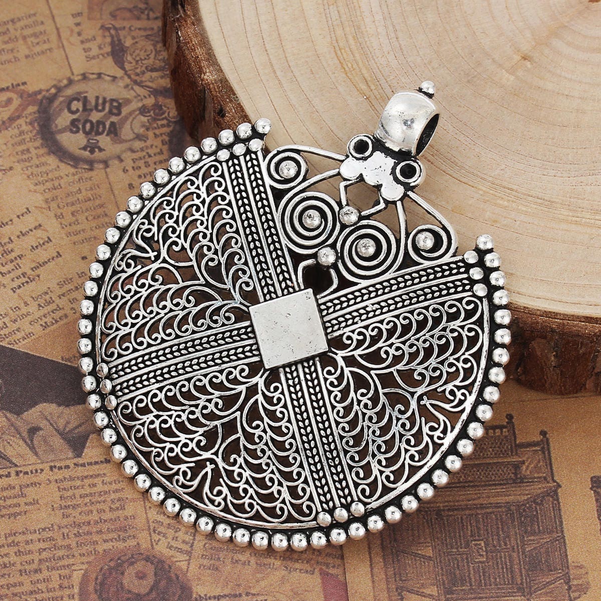 64x72mm Antique Silver Boho Filigree Round Pendant