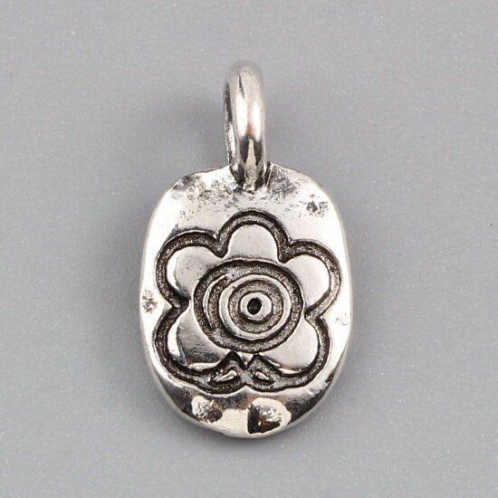 *10* 19x11m Antique Silver Floral Tag Charms