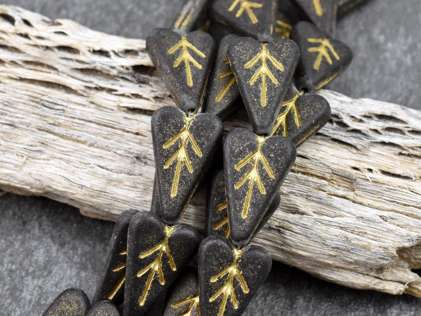 *8* 17x11mm Gold Washed Matte Jet Black Heart Leaf Beads