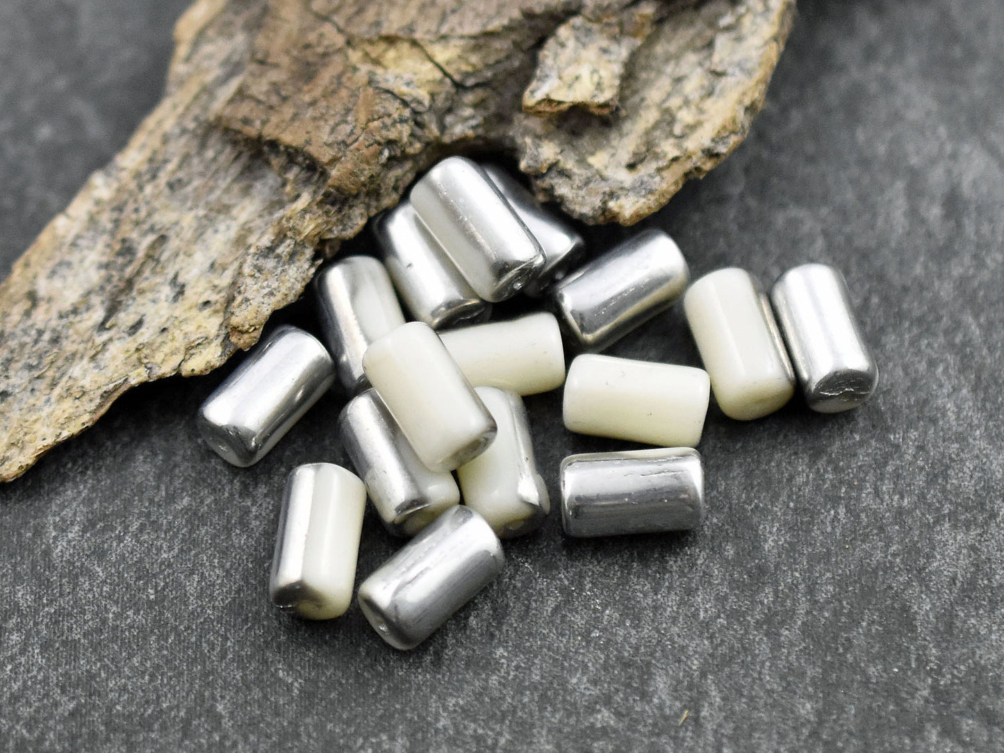 Czech Glass Beads - Spacer Beads - Tube Beads - Picasso Beads - 9x5mm - 16pcs - (960)