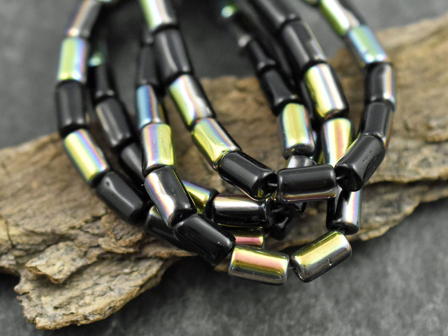 Czech Glass Beads - Spacer Beads - Tube Beads - Picasso Beads - 9x5mm - 16pcs - (5965)