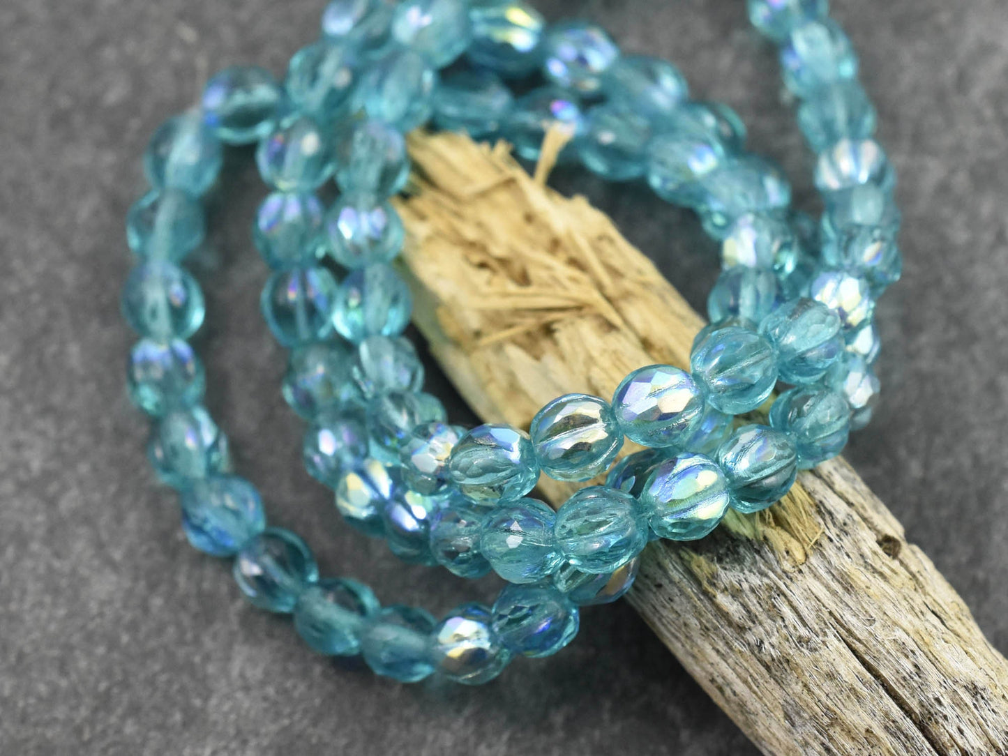 Czech Glass Beads - 6mm Beads - Melon Beads - Faceted Melon - Round Beads - 6mm - 25pcs - (2011)