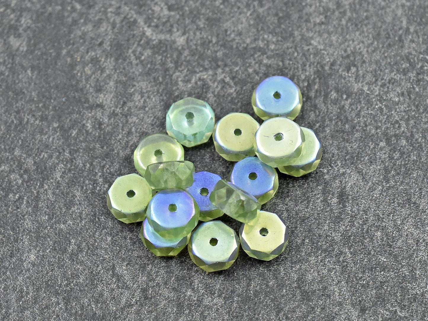 Heishi Beads - Czech Glass Beads - Fire Polished Beads - Rondelle Beads - 6x4mm - 15pcs - (5548)