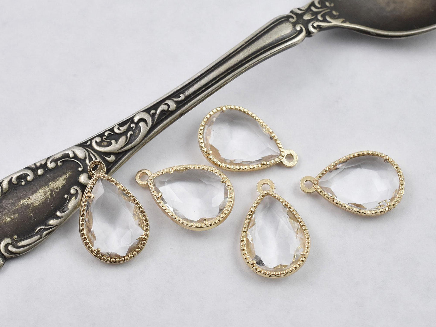 Glass Charms - Bezel Charm - Teardrop Charm - Gold Pendant - 18x12mm - 5pcs - (5436)