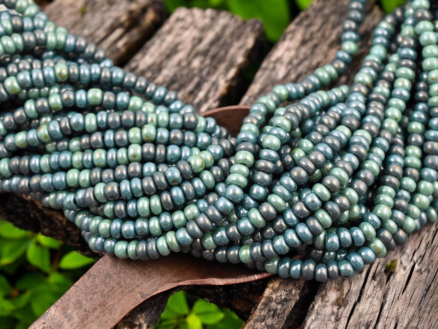 6/0 Aged Goblin Picasso Seed Bead Mix (19" Strand)