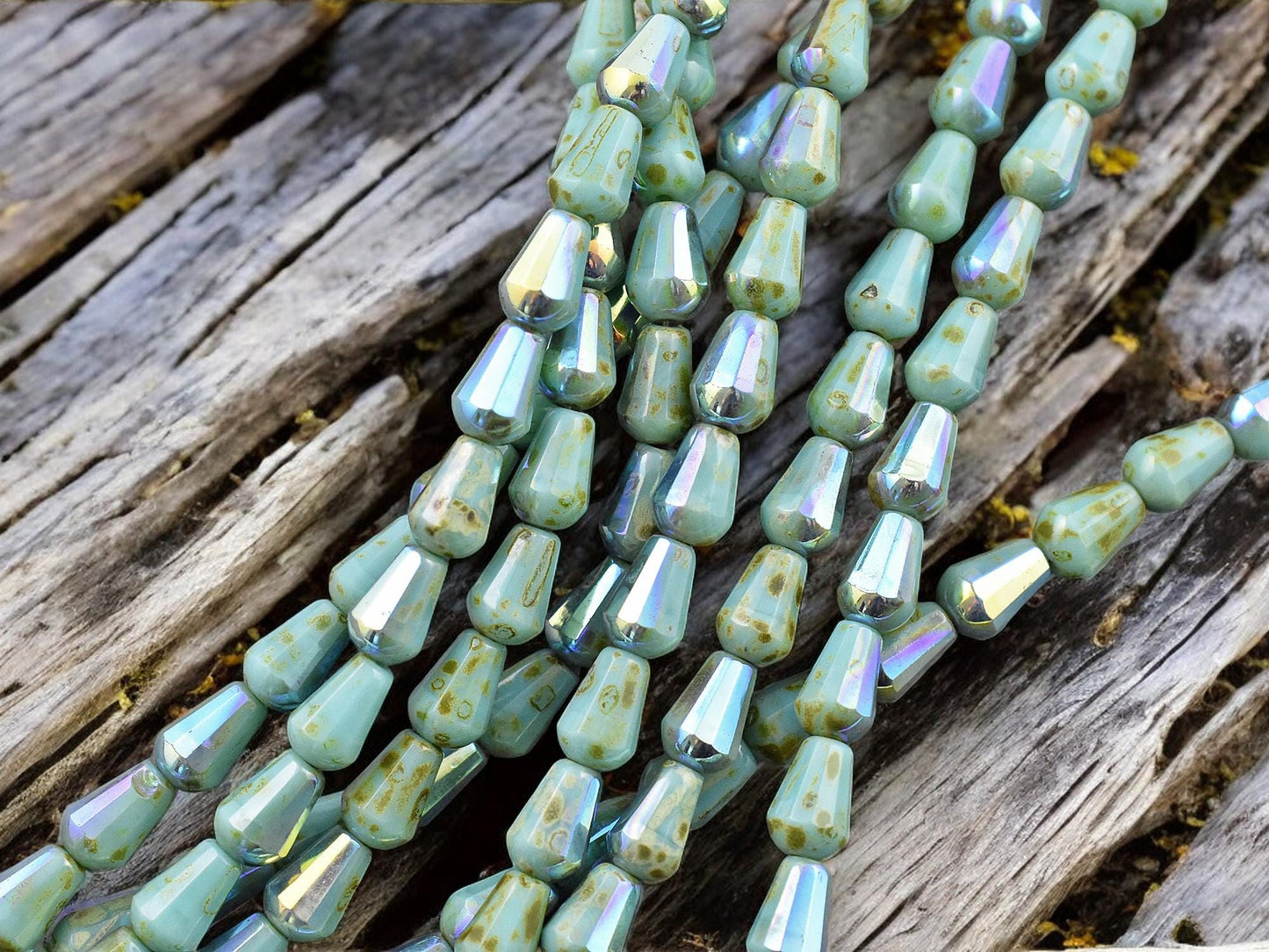 *19* 6x8mm Opaque Turquoise Picasso AB Vertical Teardrop Beads