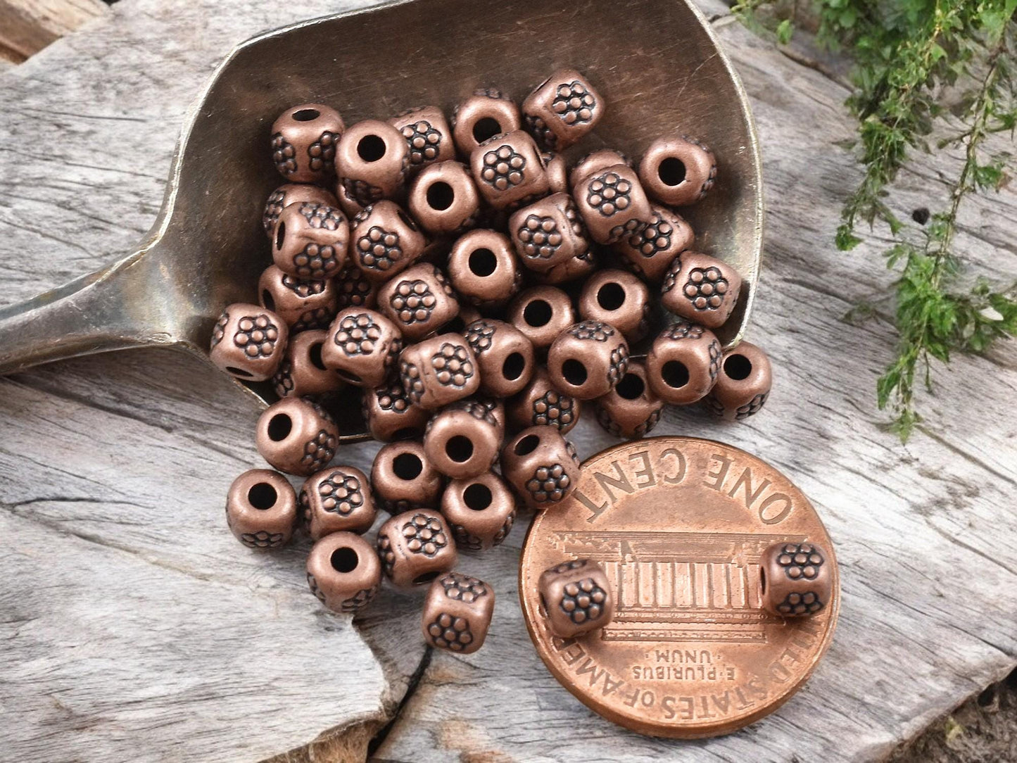 *100* 4mm Antique Copper Barrel Spacer Beads