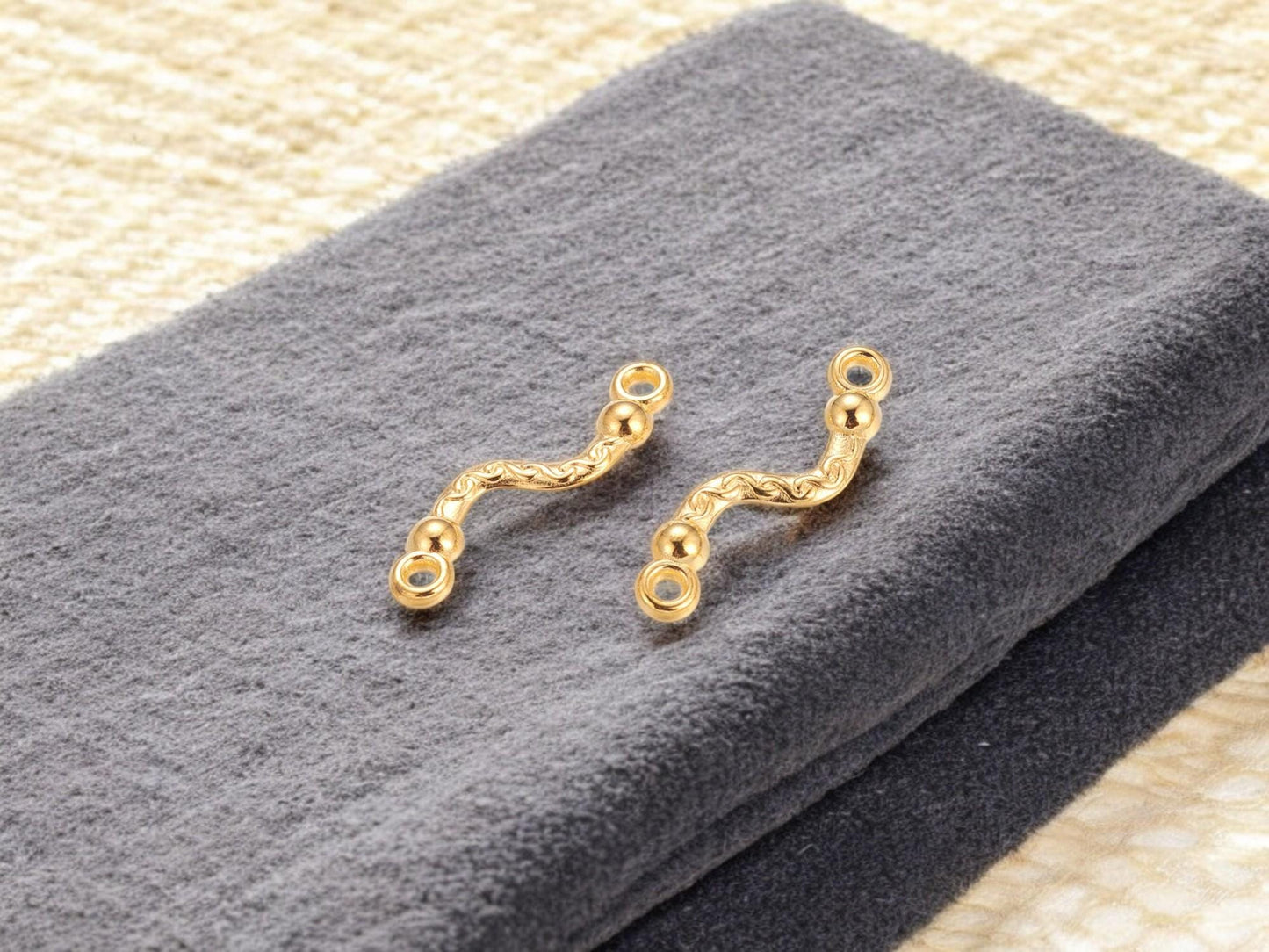 Connector Links - Gold Connectors - Curved Connector - Connector Bar - 22x6mm - 50pcs - (402)