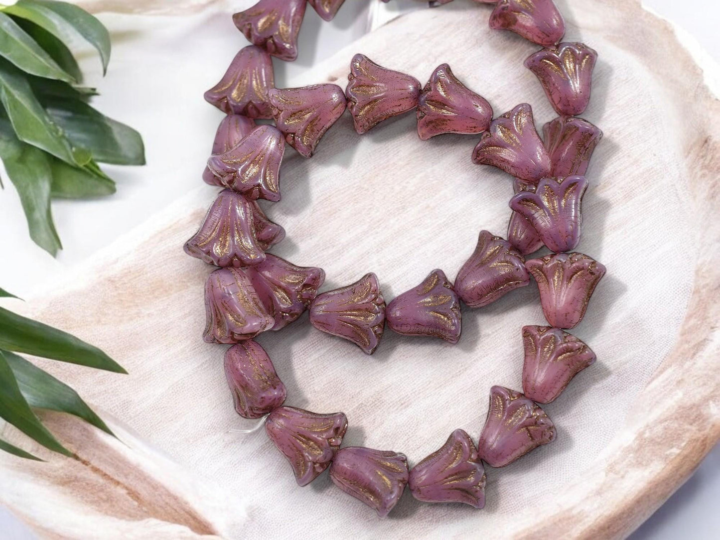 Czech Glass Beads - Lily Flower Beads - Flower Beads - Tulip Beads - Picasso Beads - Vintage Style - 10x9mm - 15pcs - (1743)