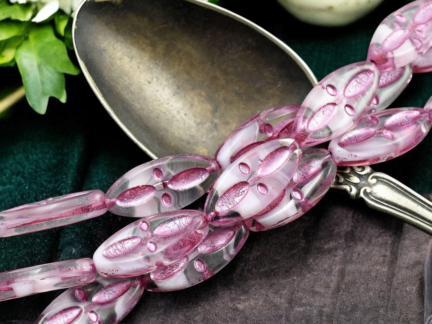 *10* 20x9mm Metallic Pink Washed White Crystal Cloud Marquise Oval Beads
