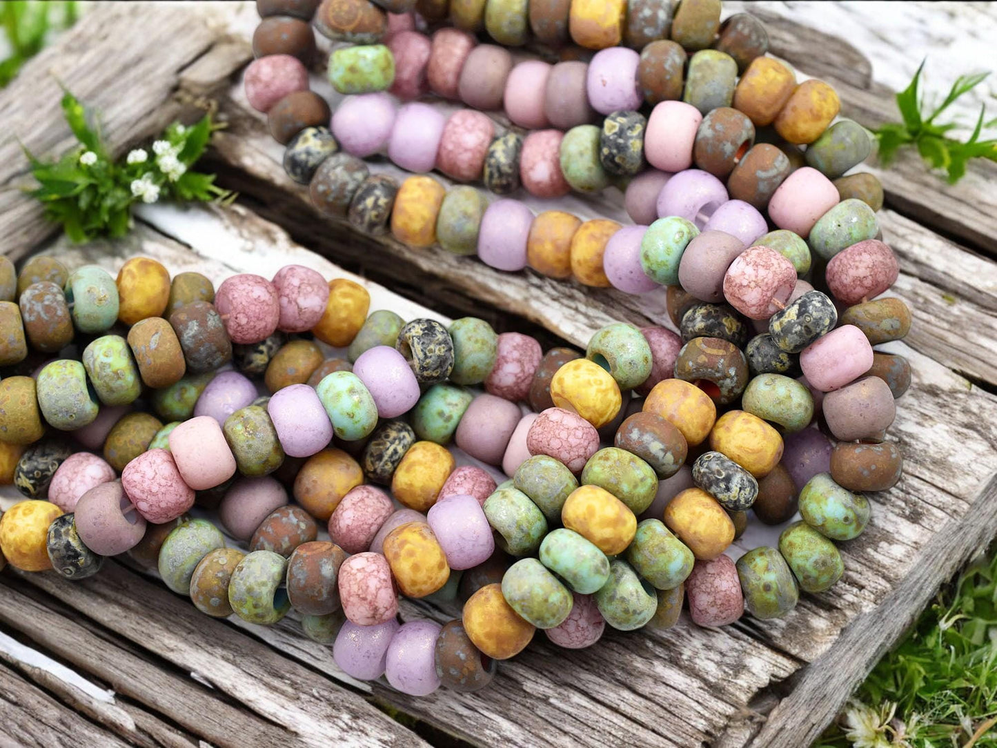 Picasso Beads - Large Seed Beads - 33/0 - Czech Glass Beads - Large Hole Beads - 8mm - 9 inch strand - (2075)