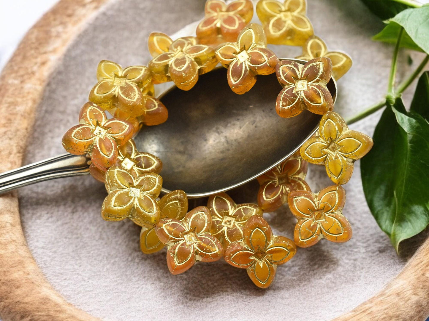 Czech Glass Beads - Flower Beads - Floral Beads - Matte Beads - 17mm - 10pcs - (1940)