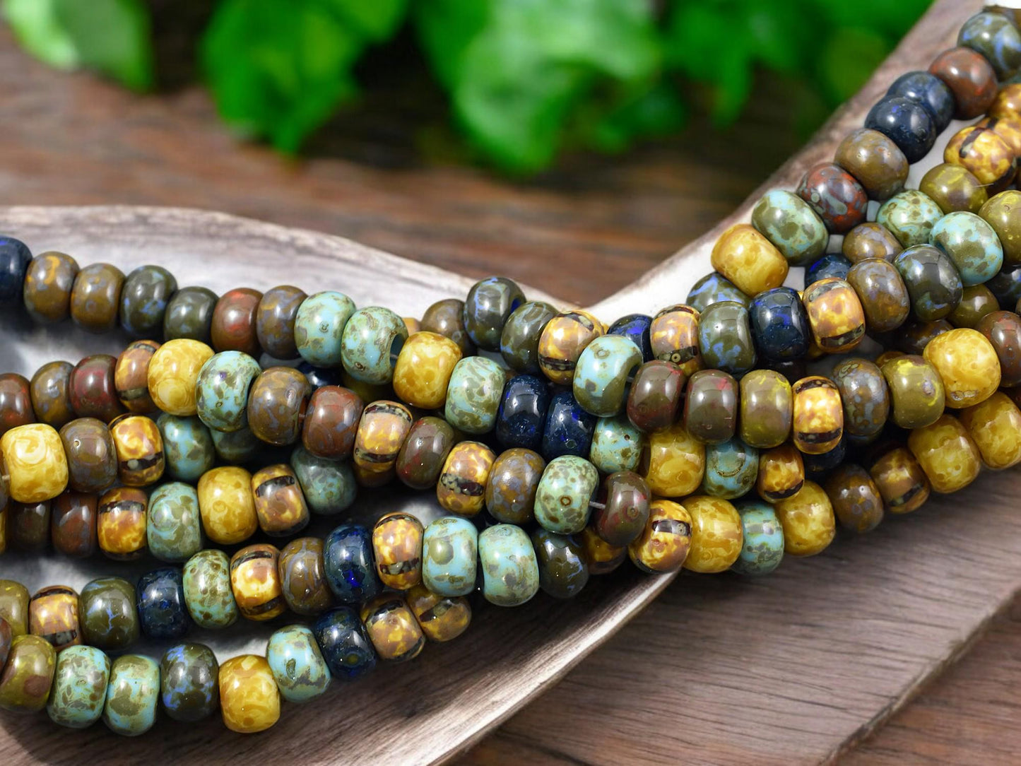 33/0 Aged Caribbean Striped Picasso Seed Bead Mix (18" Strand)