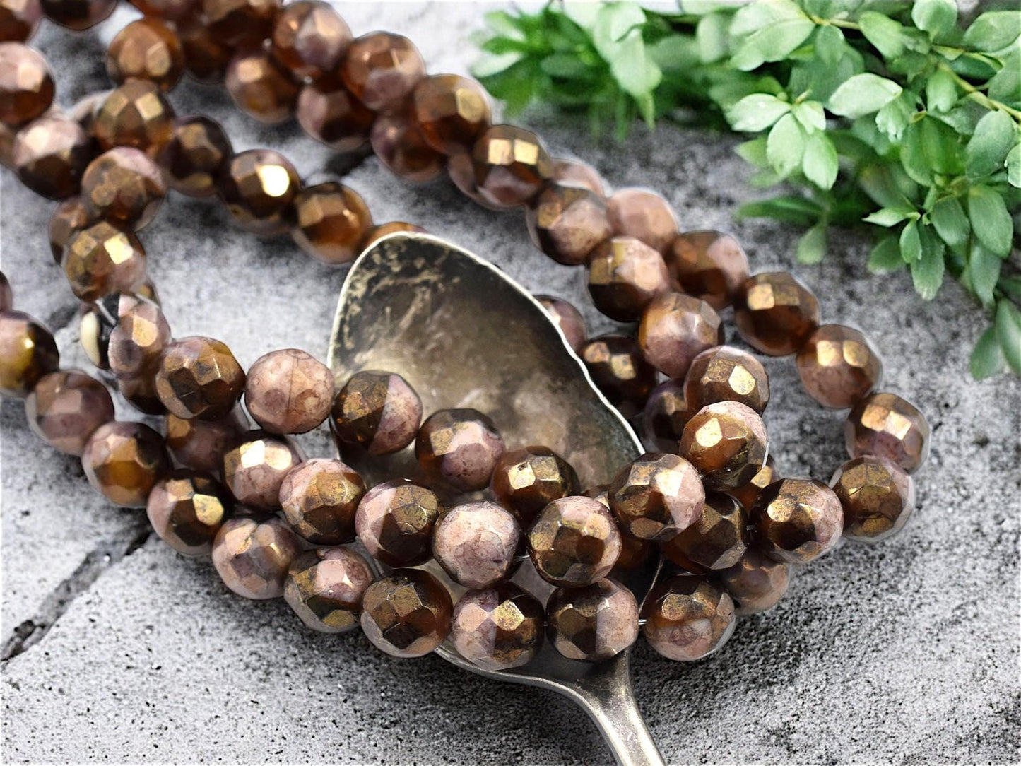 Picasso beads - Czech Glass Beads - Fire Polished Beads - Round Beads - Faceted Beads - 8mm - 25pcs - (A104)