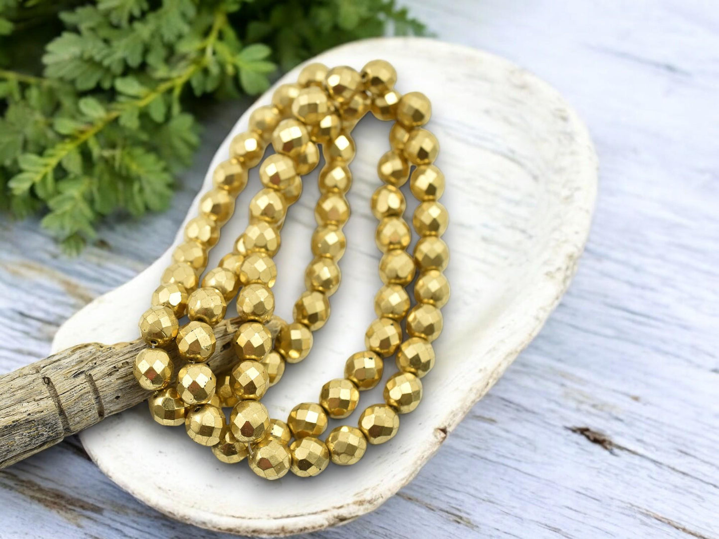 Czech Glass Beads - Fire Polished Beads - Round Beads - Gold Beads - 8mm - 25pcs - (3702)