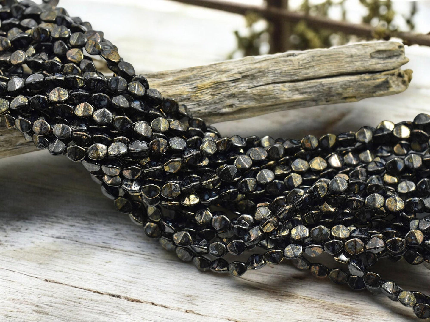 Pinch Beads - Czech Glass Beads - Picasso Beads - Oval Beads - Small Beads - Bead Crochet - 5x4mm - 50pcs - (3233)