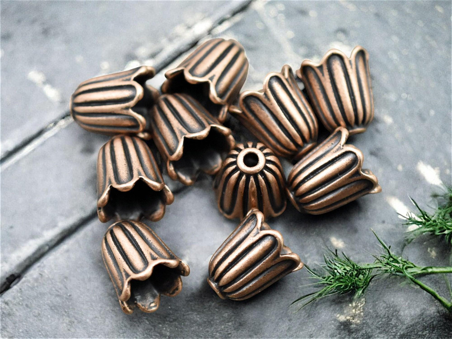 *20* 10mm Antique Copper Bead/Tassel Caps