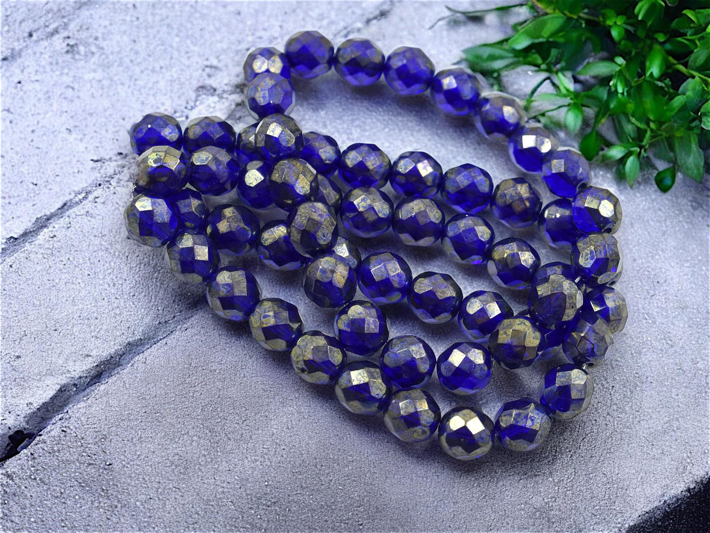 Czech Glass Beads - Fire Polished Beads - Round Beads - Faceted Beads - 8mm - 20pcs - (5606)