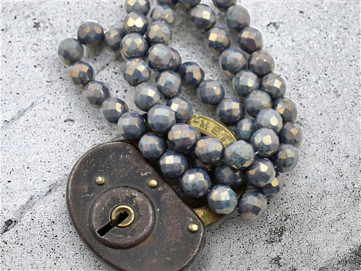 Czech Glass Beads - Fire Polished Beads - Round Beads - Faceted Beads - 8mm - 20pcs - (A263)