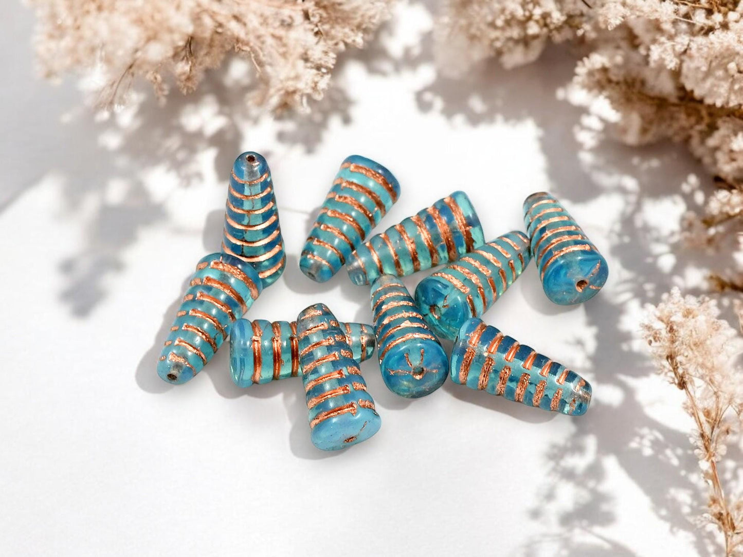 Czech Glass Beads - Old Stock Beads - Cone Beads - Honeycomb Beads - 19x9mm - 10pcs Full Strand - (317)