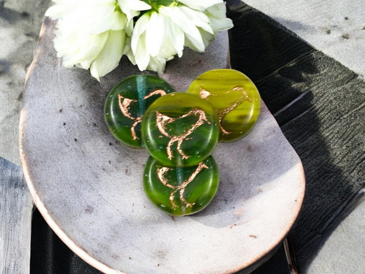 Bird Beads - Czech Glass Beads - Coin Beads - Czech Beads - Picasso Beads - Dime Beads - 15pcs - 12mm - (B863)