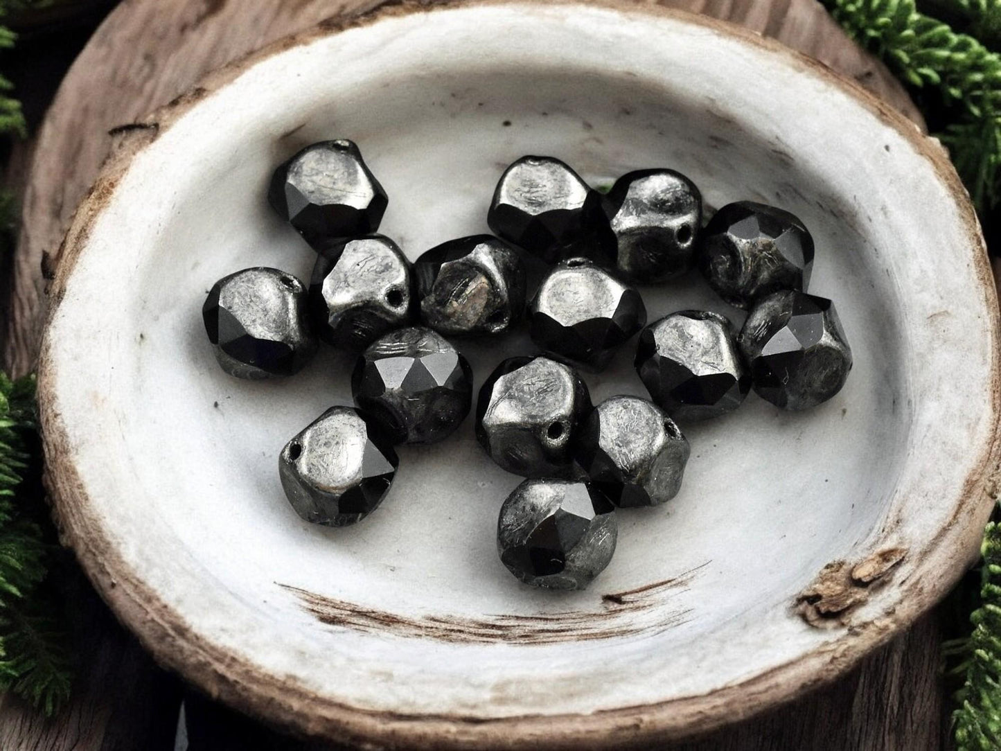 *15* 8mm Silver Washed Jet Black Central Cut Round Beads