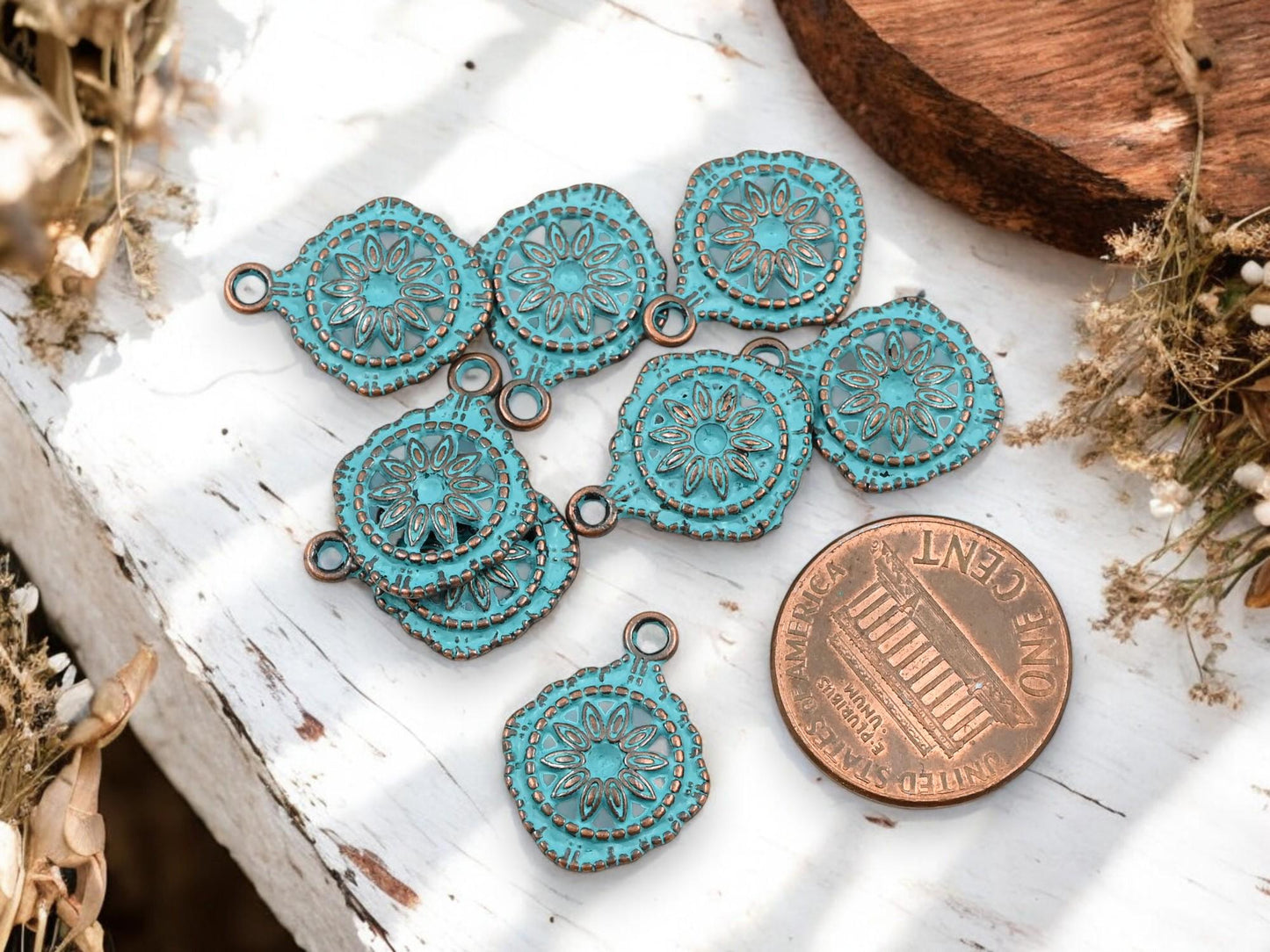 Metal Charms - Filigree Charm - Patina Charms - Copper Charms - 100pcs - 18x14mm - (2841)