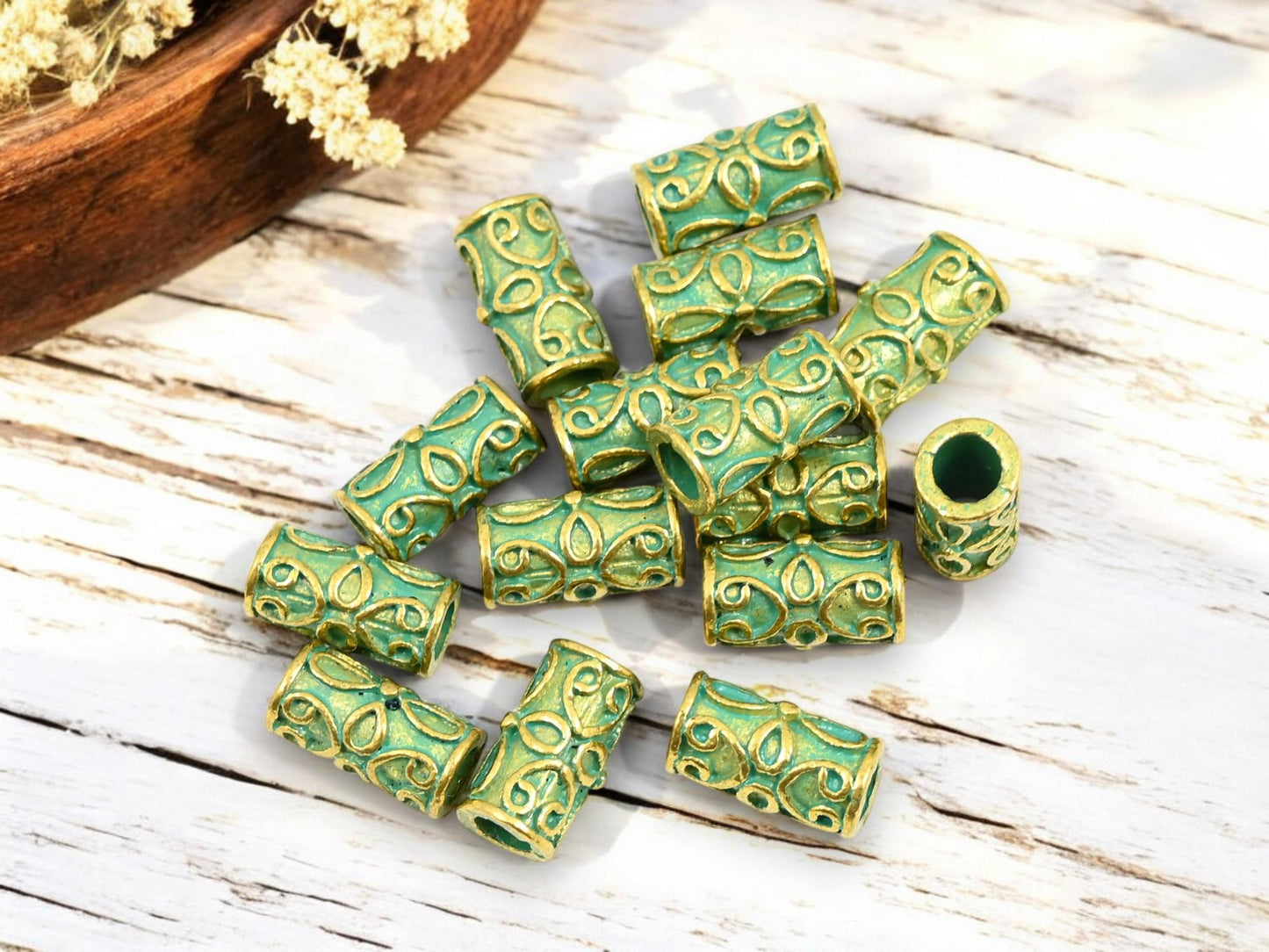 Metal Beads - Patina Beads - Gold Beads - Tube Beads - Spacer Beads - Metal Spacers - 11x6mm - 30pcs - (4054)