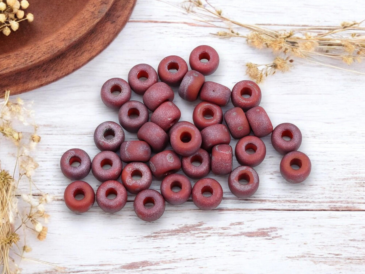 10g Matte Red Nebula 2/0 Matubo Beads