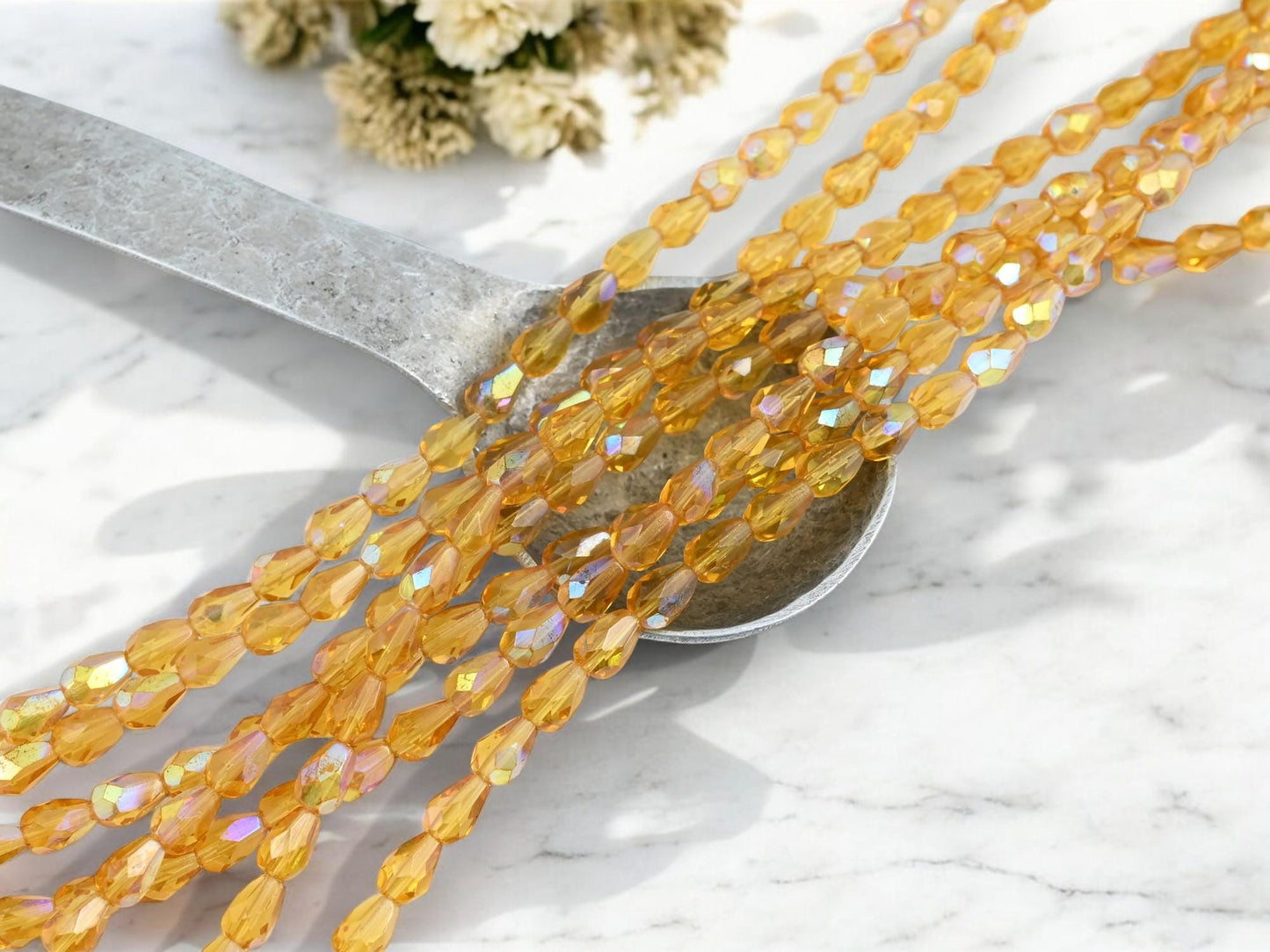 Czech Glass Beads - Tear Drop Beads - Fire Polished Beads - 29pcs - 5x7mm - (A586)