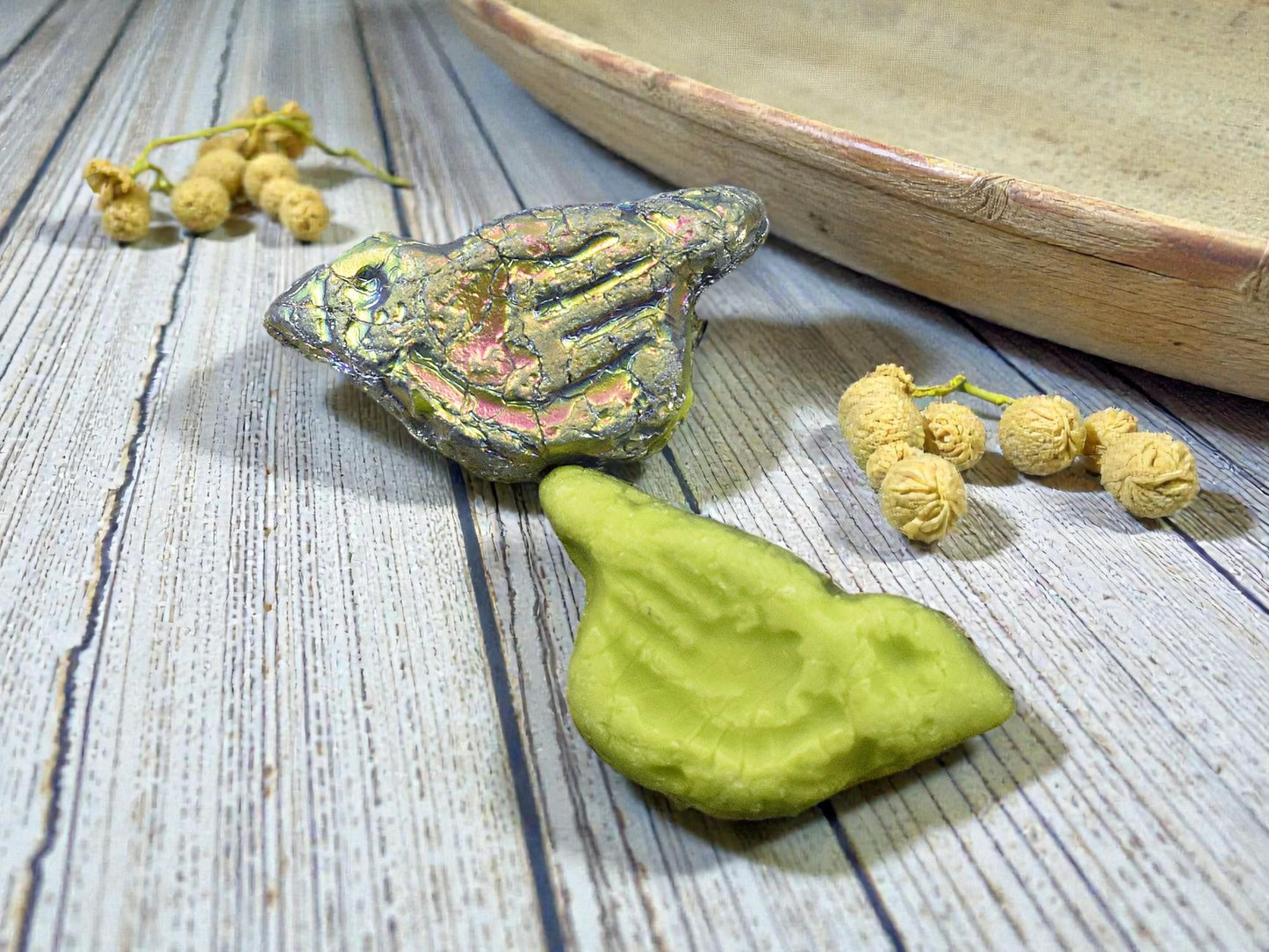 *6* 11x22mm Gold Washed Etched Opaque Chartreuse Peacock Bird Beads