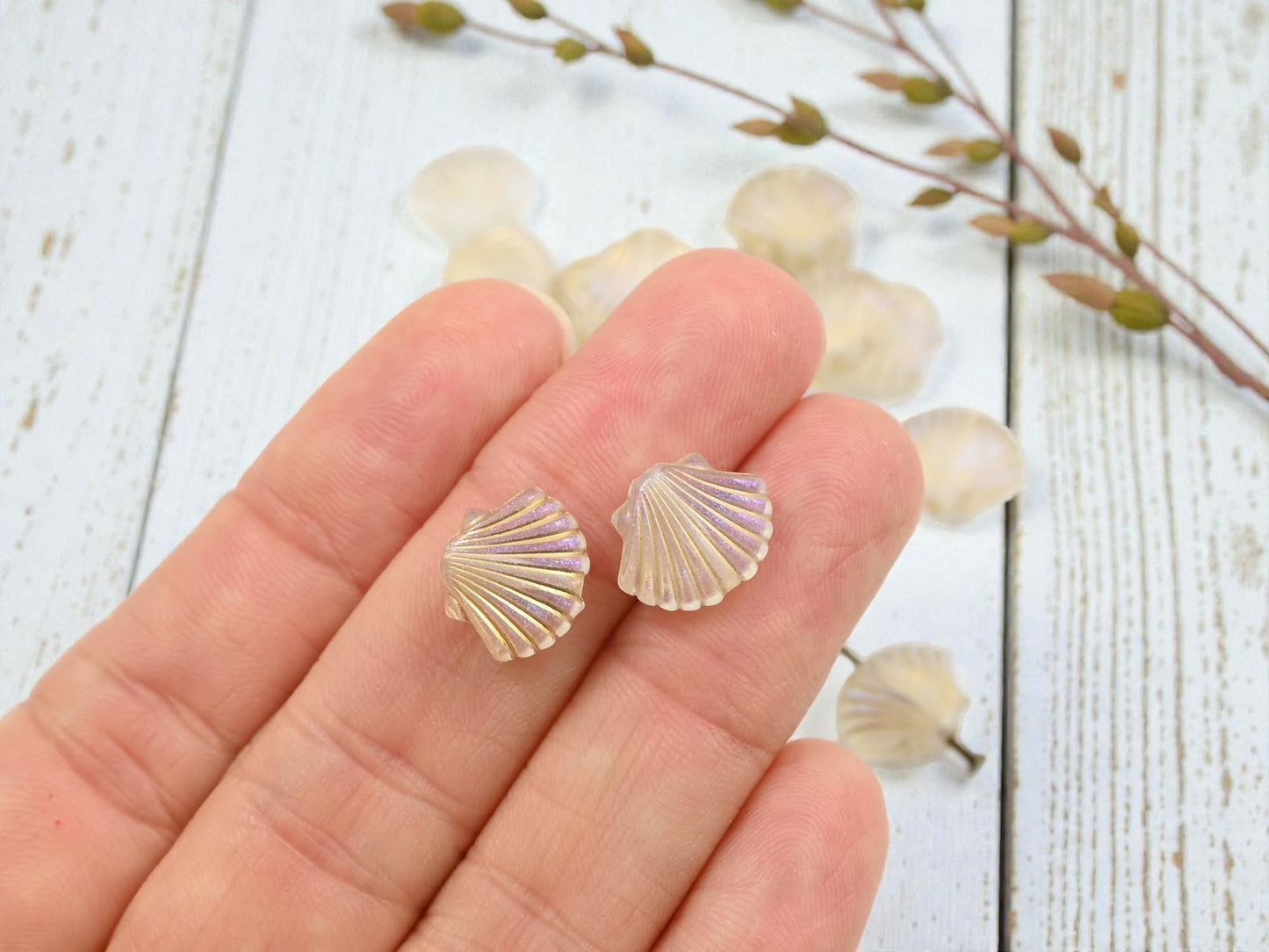Gilded Crystal AB Acrylic Seashell Beads - Lightweight - 11x12x4mm - 15pcs - (936)