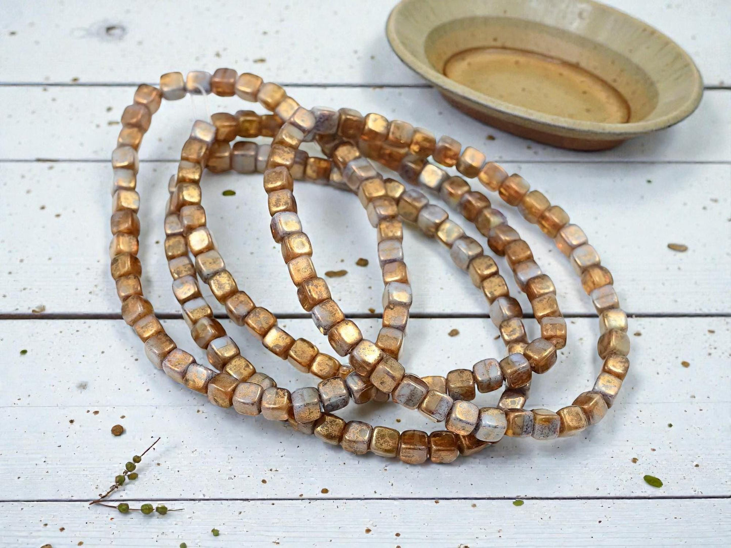 Czech Glass Beads - Picasso Beads - Cube Beads - 4mm - 40pcs - (3891)