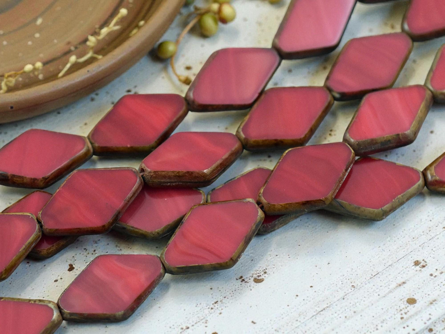 *6* 20x13mm Opaque Red Picasso Table Cut Diamond Beads