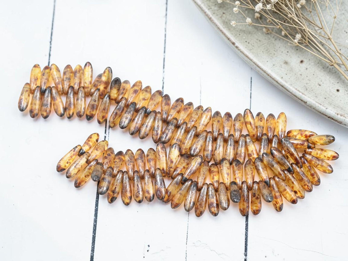 Czech Pressed Glass Small Baby Dagger Beads - 3x11mm - 50pcs - (B758)