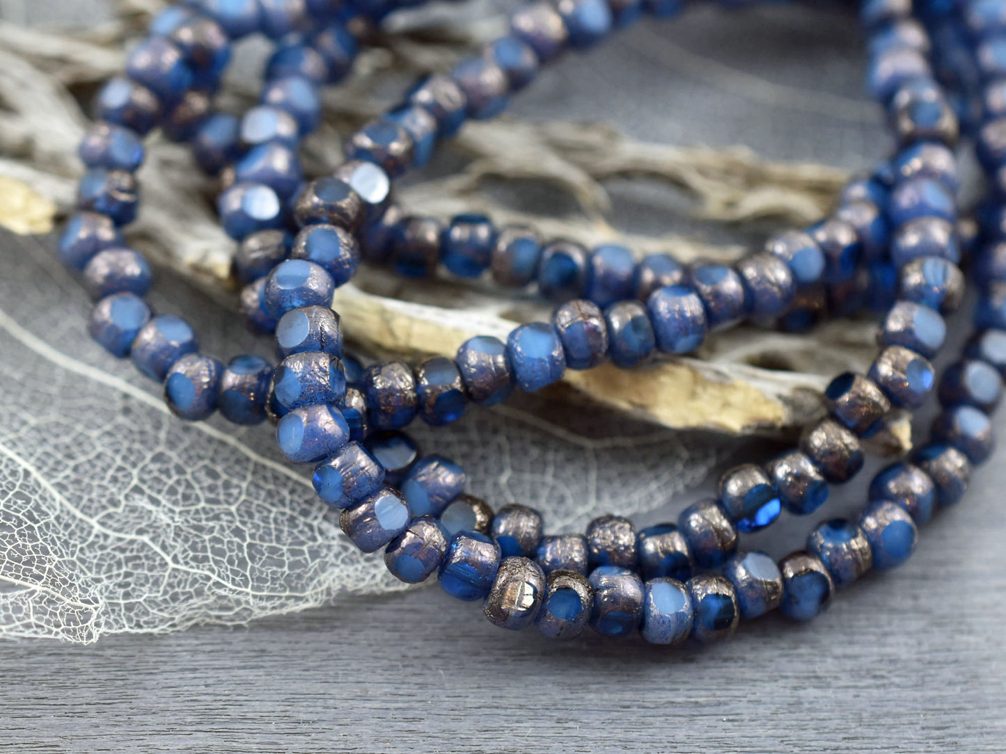 Czech Glass Beads - 4mm Beads - Trica Beads - Seed Beads - 4x3mm - Etched Beads - Size 6 Beads - 50pcs - (1252)