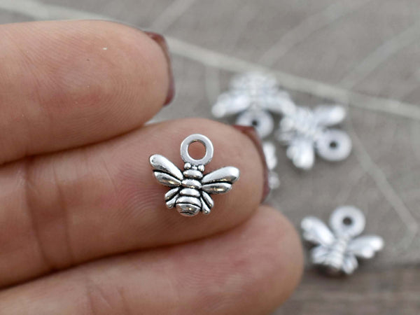 *50* 10x11mm Antique Silver Bee Charms