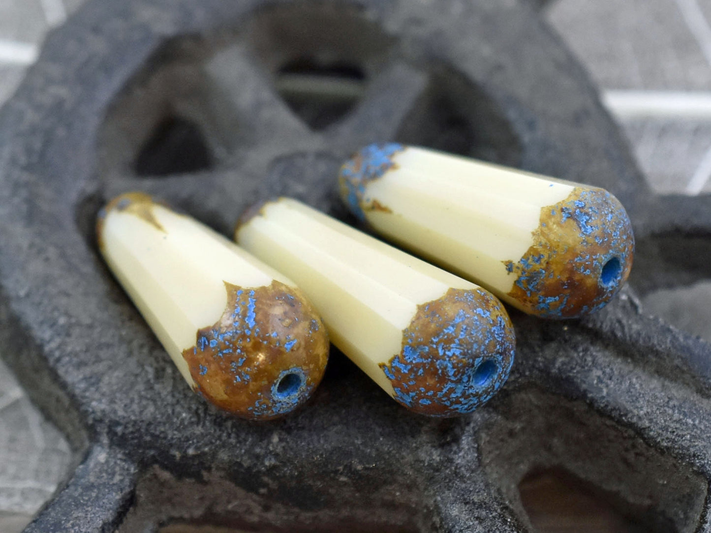 Picasso Beads - Czech Glass Beads - Drop Beads - Teardrop Beads - Faceted Beads - 8x20mm - 2pcs - (4587)