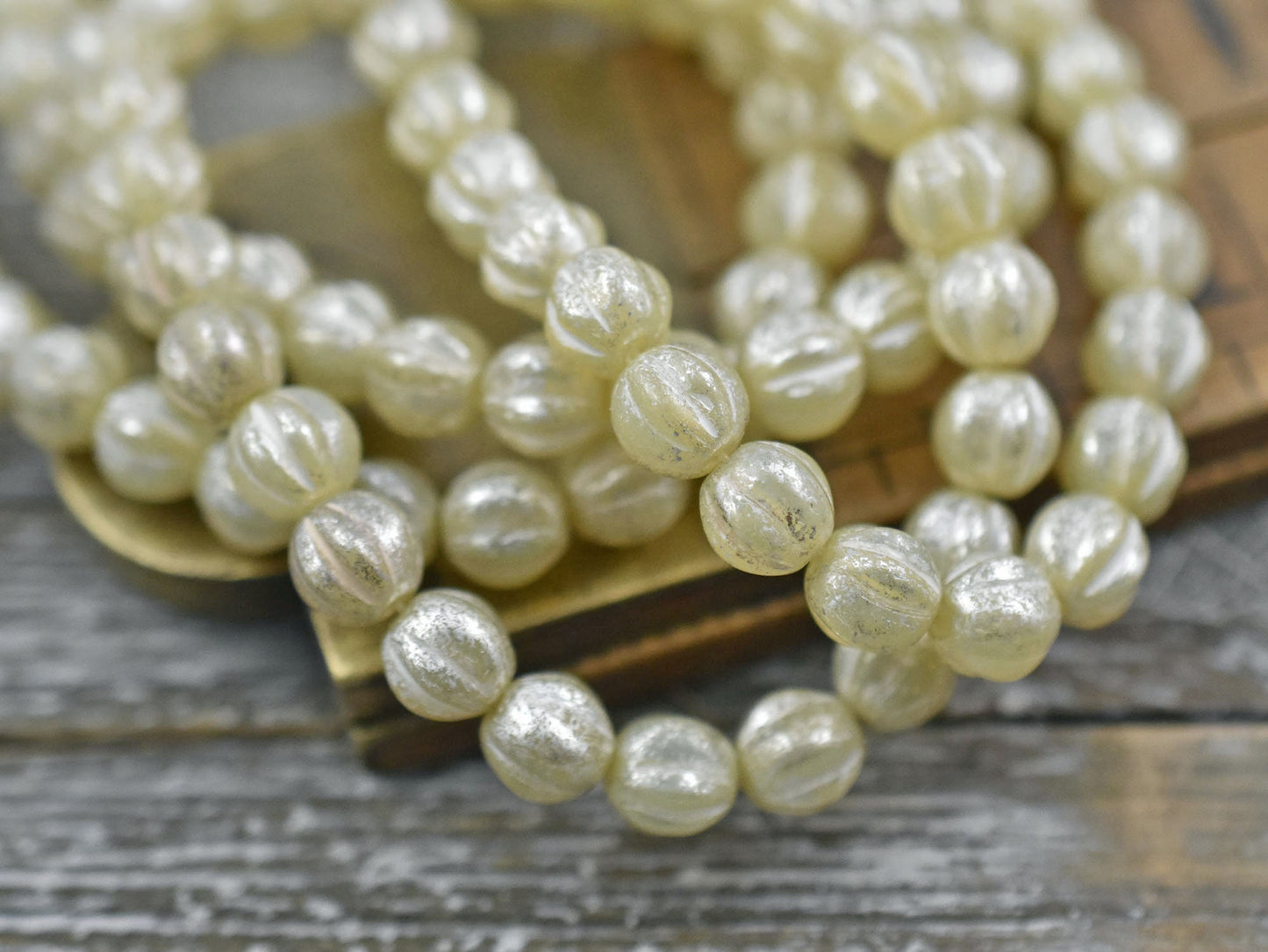 Melon Beads - Round Beads - Czech Glass Beads - 6mm Beads - Fluted Round - 25pcs - 6mm - (3280)