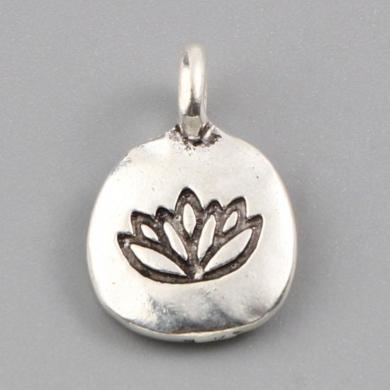 *10* 19x11m Antique Silver Lotus Flower Tag Charms