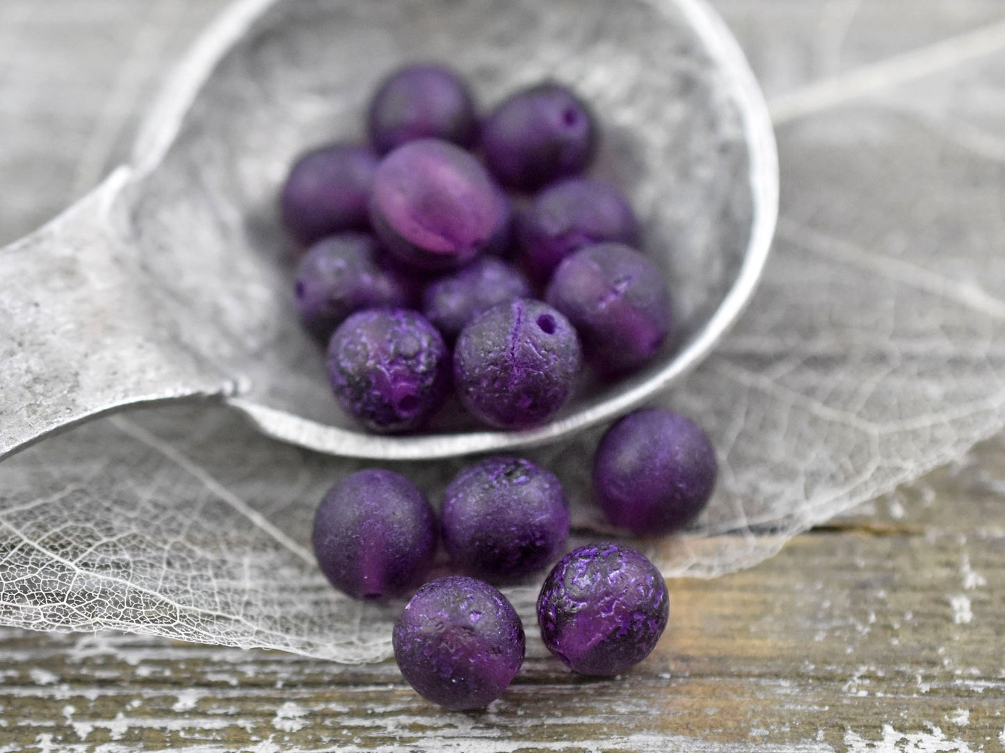 Czech Glass Beads - Purple Beads - Round Beads - Picasso Beads - Etched Beads - 8mm Beads - 15pcs - (B523)