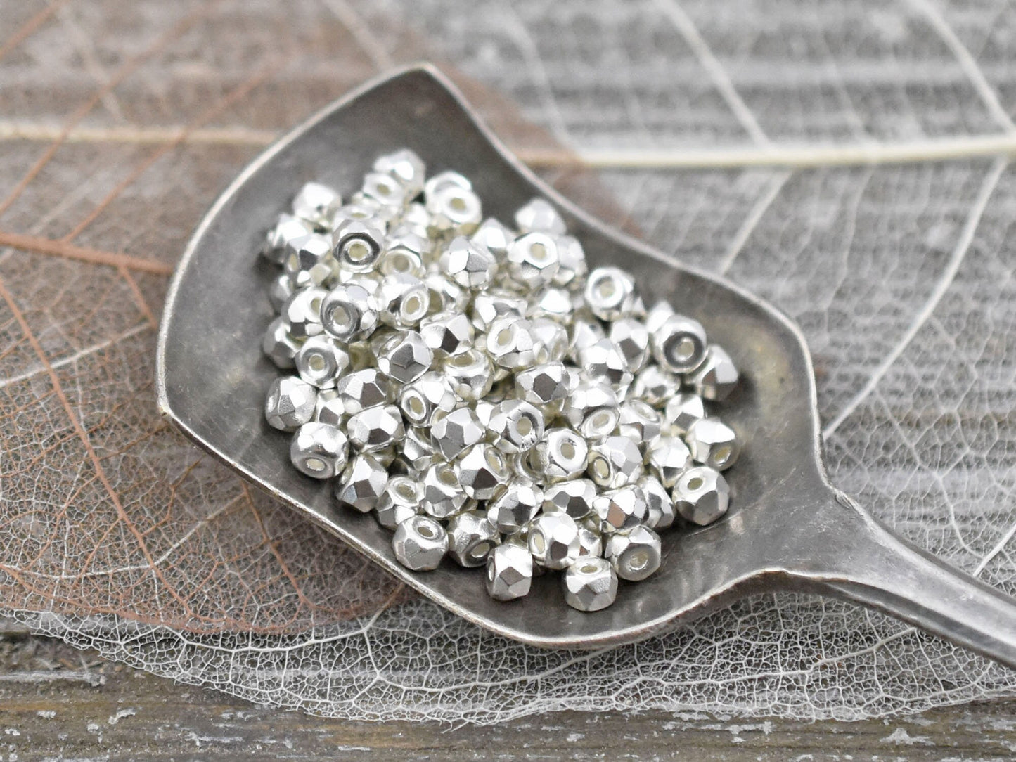 Czech Glass Beads - Micro Spacers - Silver Spacer Beads - Fine Silver Beads - Glass Spacers - 2x3mm - 100pcs - (4447)